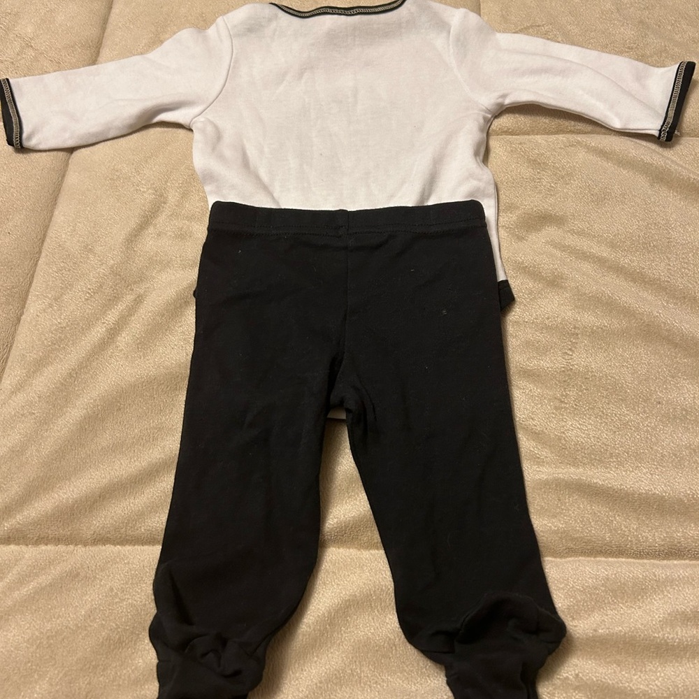 NFL Saints Onesie With Pants NWOT - Picture 2 of 7